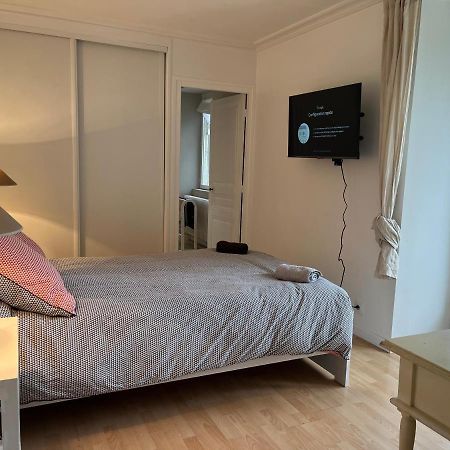 Superbe Chambre Vauhallan Exterior foto